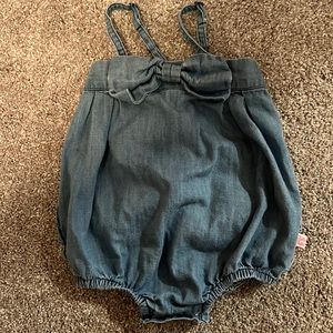 Ruffle butts 18-24 mo with headband